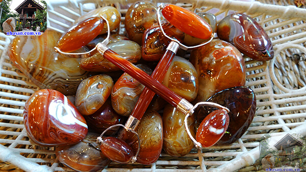Đá mã não đỏ là gì?