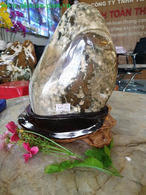 Đá Mã Não mang may mắn