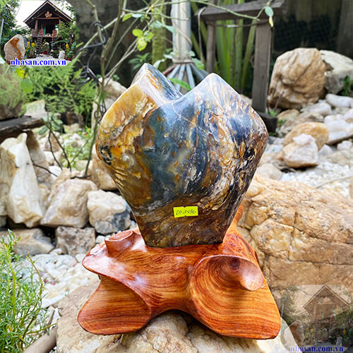 Đá mã não tượng trưng cho tình yêu và sự hi vọng  Đá mã não tượng trưng cho tình yêu và sự hi vọng