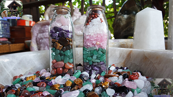 Đá ngũ sắc có tác dụng gì? Đá ngũ sắc có tác dụng gì?