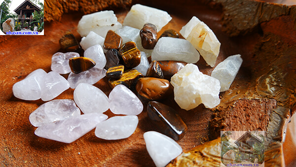 Mệnh Kim phù hợp với màu trắng, màu nâu, màu xám ghi