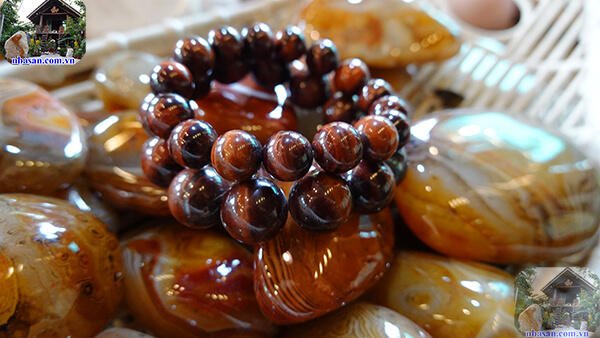 Đá mắt hổ đỏ nâu