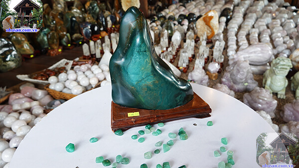 Mệnh Hỏa hợp màu gì? Nên đeo gì?