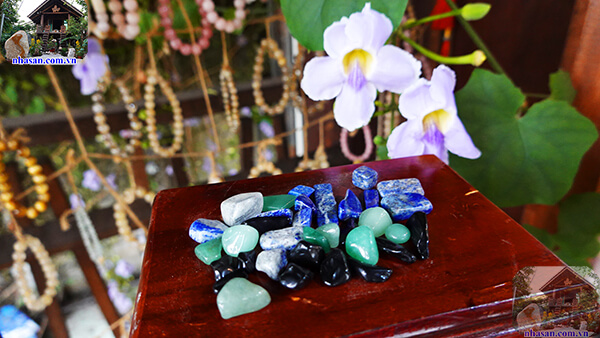 Chọn đá phong thủy theo mệnh Mộc