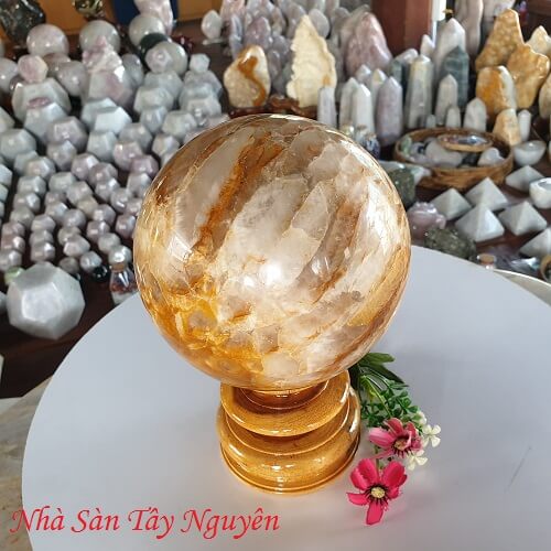What does yellow quartz stone mean?