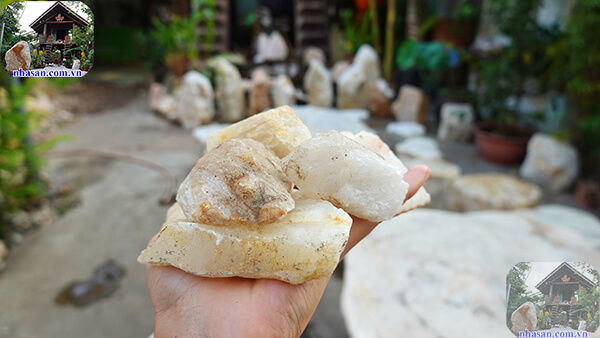 Đá thạch anh vụn trắng