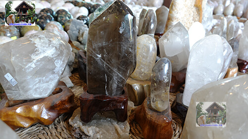 Đá thạch anh ám khói