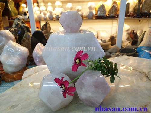 Quartz Stone 12 Sides Feng Shui High