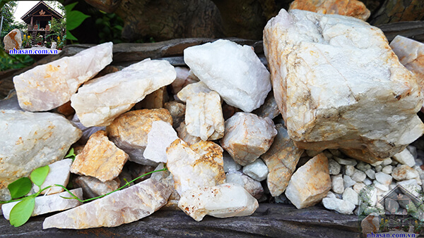 Các loại đá thạch anh trong xây dựng bạn nên biết