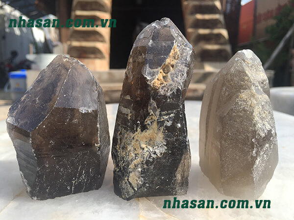 Đá thạch anh am khói Việt Nam