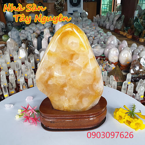 Yellow Cotton Quartz Stone Enhances the Aura of the House while Eliminating the Radiant Rays