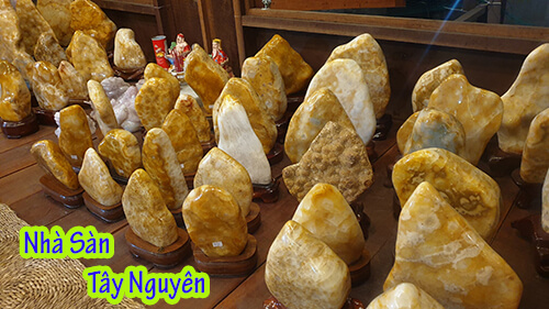 Đá Thạch Anh Bông Vàng Tự Nhiên