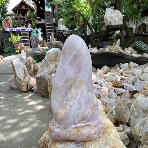 Đá thạch anh hồng tự nhiên giúp tinh thần sảng khoái Đá thạch anh hồng tự nhiên giúp tinh thần sảng khoái