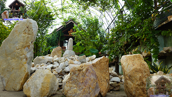 Đá thạch anh thô là gì?