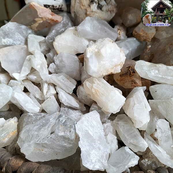 Đá Thạch Anh Tinh Thể Trắng Thô Đá Thạch Anh Tinh Thể Trắng Thô