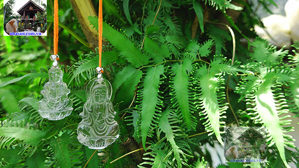 Đá thạch anh trắng hợp với người mệnh Kim và mệnh Thủy