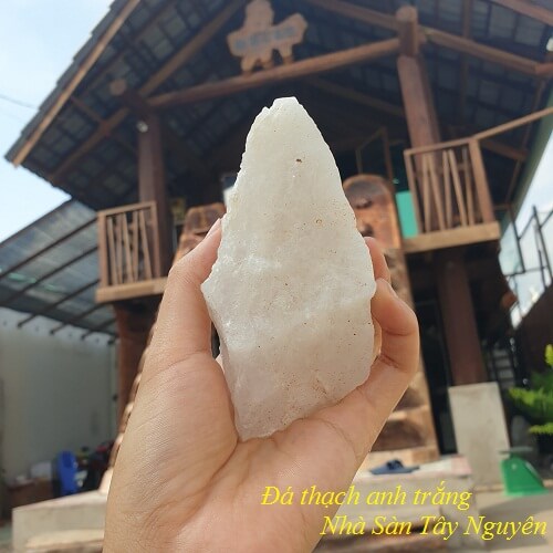 White Quartz Stone - Nha San Tay Nguyen