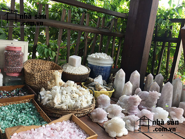 Đá Thạch Anh Tự Nhiên Giá Bao Nhiêu Đá Thạch Anh Tự Nhiên Giá Bao Nhiêu