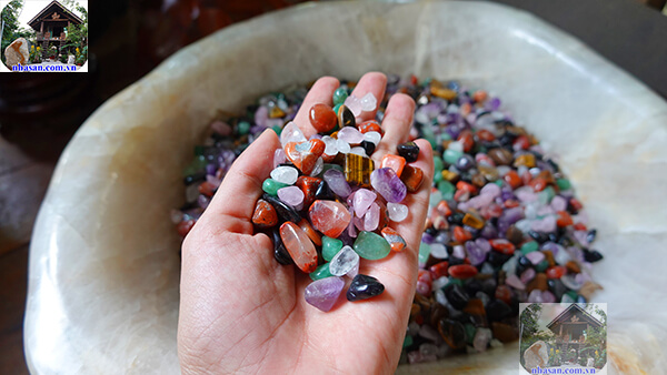 Đá thạch anh vụn ngũ sắc