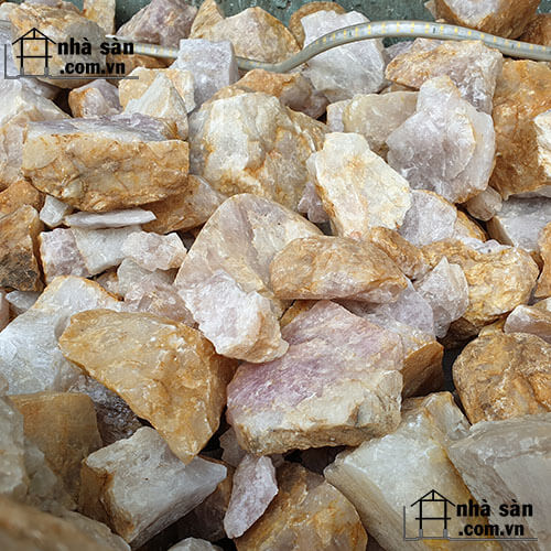 Đá Thạch Anh Vụn Hồng Nhạt Đá Thạch Anh Vụn Hồng Nhạt