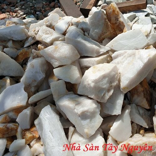 Đá Thạch Anh Vụn Trắng Thô 4x6 cm