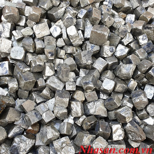 Gold Dotted Feng Shui