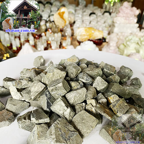 Đá vàng găm phong thủy Đá vàng găm phong thủy