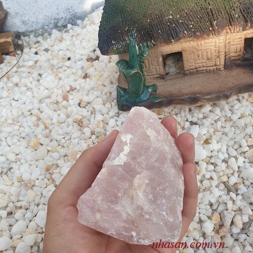 Setting Quartz Stones In The Bedroom