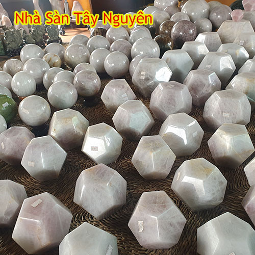 Price of 12-Faced Quartz Stone