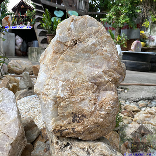 Giá đá thạch anh hồng thô tự nhiên Giá đá thạch anh hồng thô tự nhiên