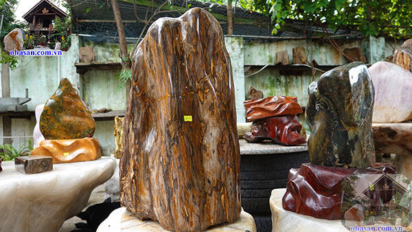 Được gọt đẽo đánh bóng làm thành vật phẩm phong thủy Được gọt đẽo đánh bóng làm thành vật phẩm phong thủy