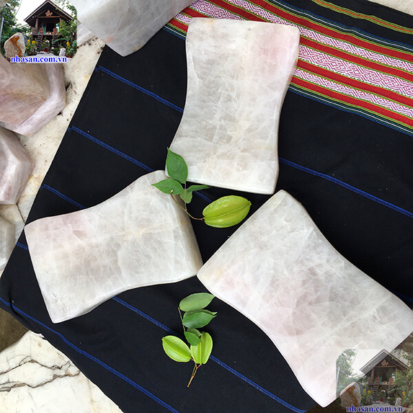 Thường được các bậc đế vương ví như báu vật Thường được các bậc đế vương ví như báu vật