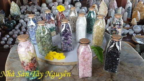 Multicolored Stone Vases Set Table