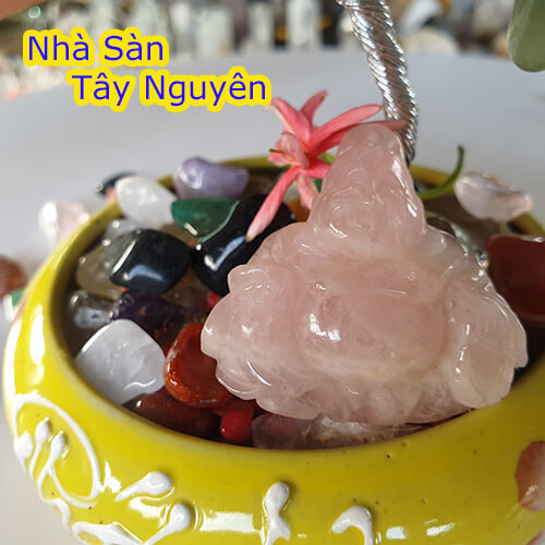 Mặt Dây Chuyền Đá Thạch Anh Hồng Nguyên Khối
