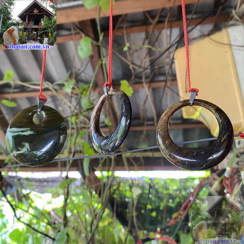 Mặt dây chuyền gỗ hóa thạch may mắn Mặt dây chuyền gỗ hóa thạch may mắn