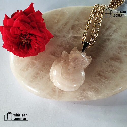 Mặt Dây Chuyền Hồ Ly Đá Thạch Anh Hồng