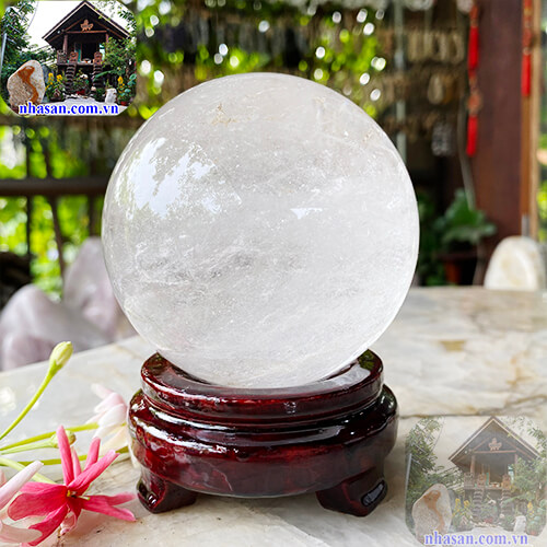 Mua quả cầu thạch anh trắng ở đâu Mua quả cầu thạch anh trắng ở đâu