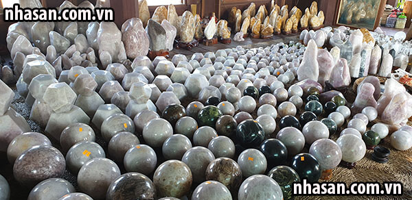 Nhà Sàn Tây Nguyên Bình Dương kho chứa đá phong thủy Việt Nam