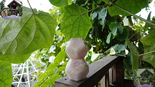 Qủa cầu 12 mặt đá thạch anh hồng Qủa cầu 12 mặt đá thạch anh hồng