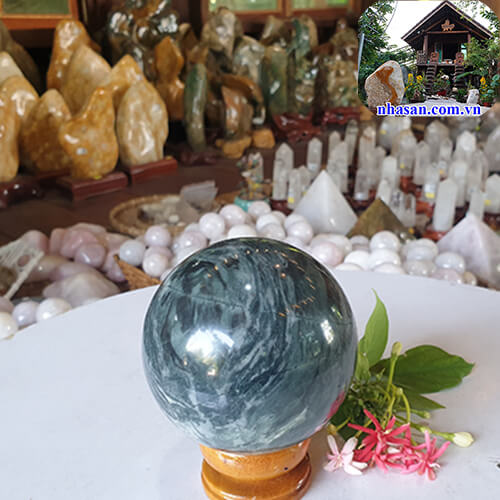 Quả cầu đá Canxedon giá bao nhiêu Quả cầu đá Canxedon giá bao nhiêu