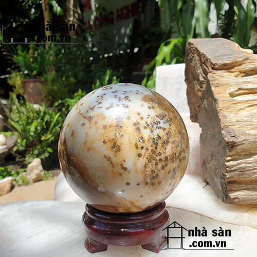Quả Cầu Đá Mã Não Tự Nhiên Quả Cầu Đá Mã Não Tự Nhiên