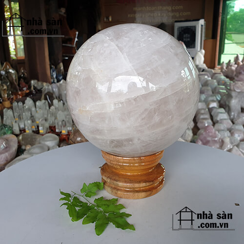 Quả Cầu Đá Thạch Anh