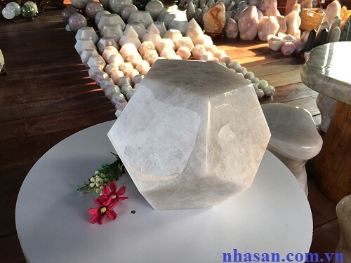 Quả Cầu Đá Thạch Anh 12 Mặt Phong Thủy QC-114.1