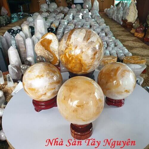 Quả Cầu Đá Thạch Anh Bông Vàng