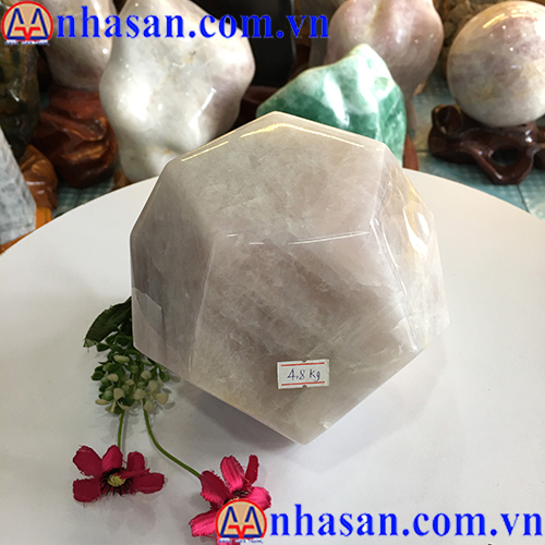 Quả Cầu Đá Thạch Anh Hồng 12 Mặt QC-101.1 Quả Cầu Đá Thạch Anh Hồng 12 Mặt QC-101.1
