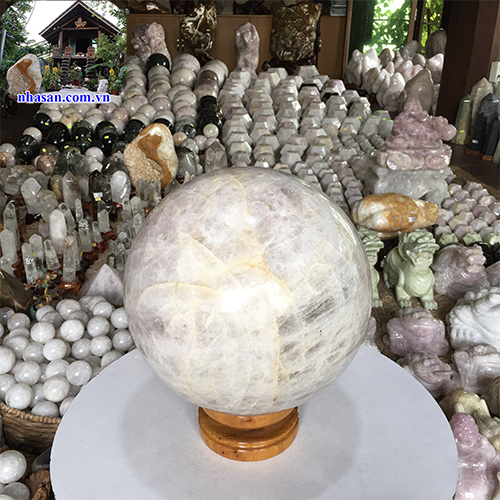 Mua quả cầu đá thạch anh hồng ở đâu Mua quả cầu đá thạch anh hồng ở đâu