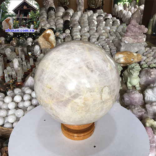 Quả cầu đá thạch anh hồng tự nhiên nặng 23.5kg Quả cầu đá thạch anh hồng tự nhiên nặng 23.5kg
