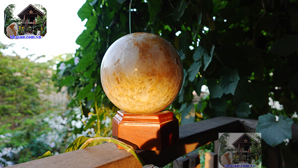 Màu vàng tượng trưng cho sự giàu sang, sung túc và thịnh vượng