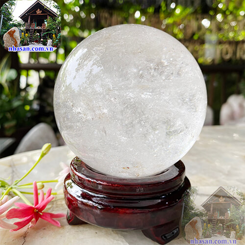 Quả cầu thạch anh tinh thể thiên nhiên Quả cầu thạch anh tinh thể thiên nhiên