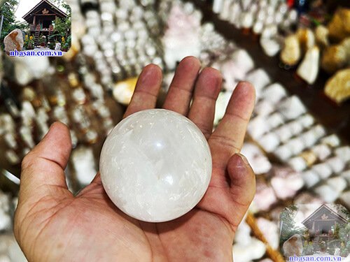 Quà tặng quả cầu đá thạch anh